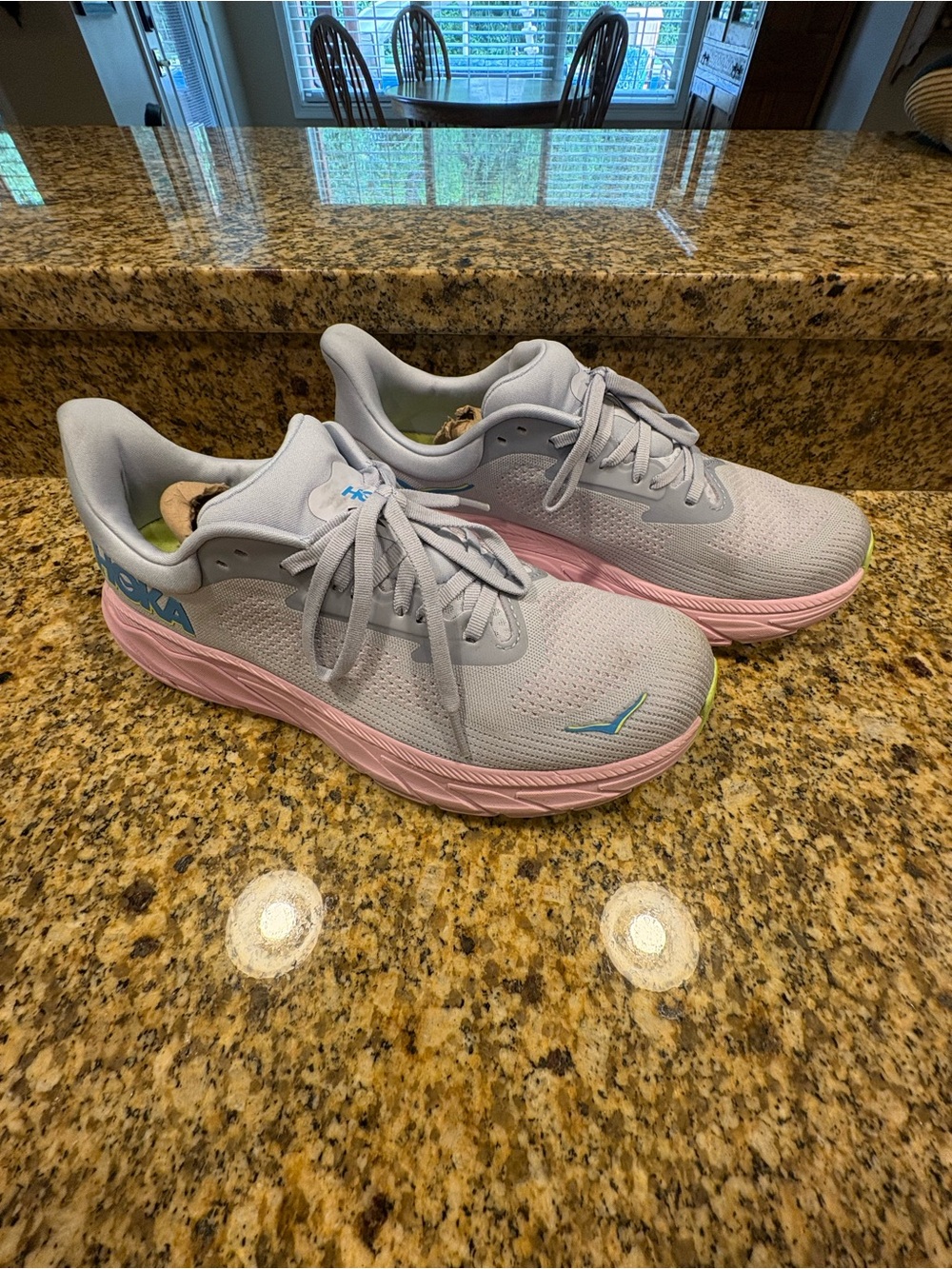 HOKA Arahi 7 Women’s Running Shoes Gull Pink Twilight Size 11 B Sneakers Grey - Picture 7 of 11